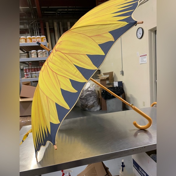 Big Sunflower Stick Umbrella - Picture 2 of 5